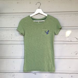 AE CLASSIC VINTAGE TEE GREEN 23 PATCH DESIGN ON BACK/EMBROIDERED EAGLE ON FRONT